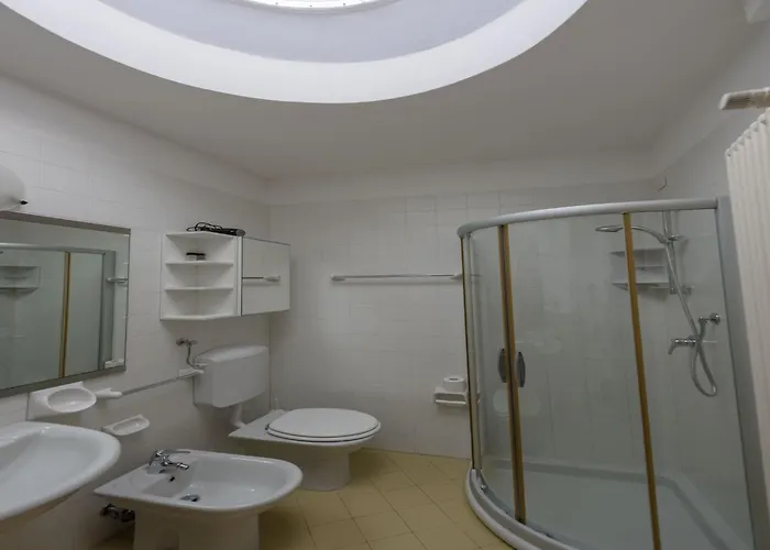 Lovely Flat With Modern Furnishings - Beahost