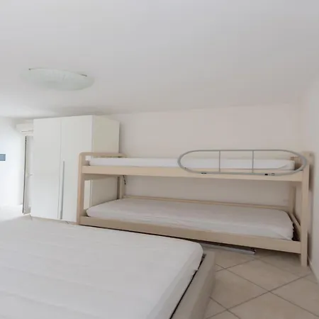 Lovely Flat With Modern Furnishings - Beahost *