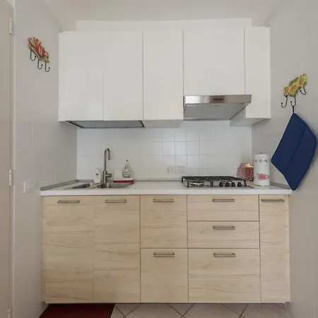 Lovely Flat With Modern Furnishings - Beahost *