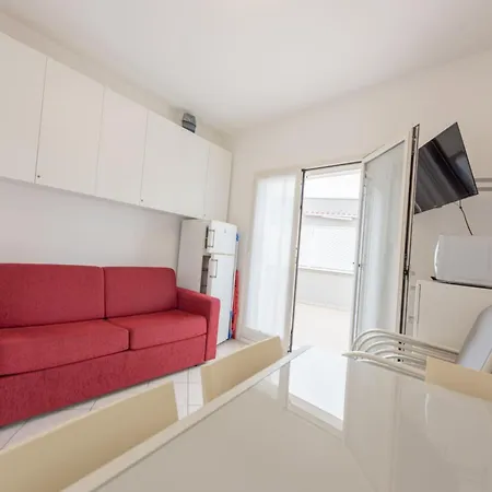 Lovely Flat With Modern Furnishings - Beahost Apartamento Bibione